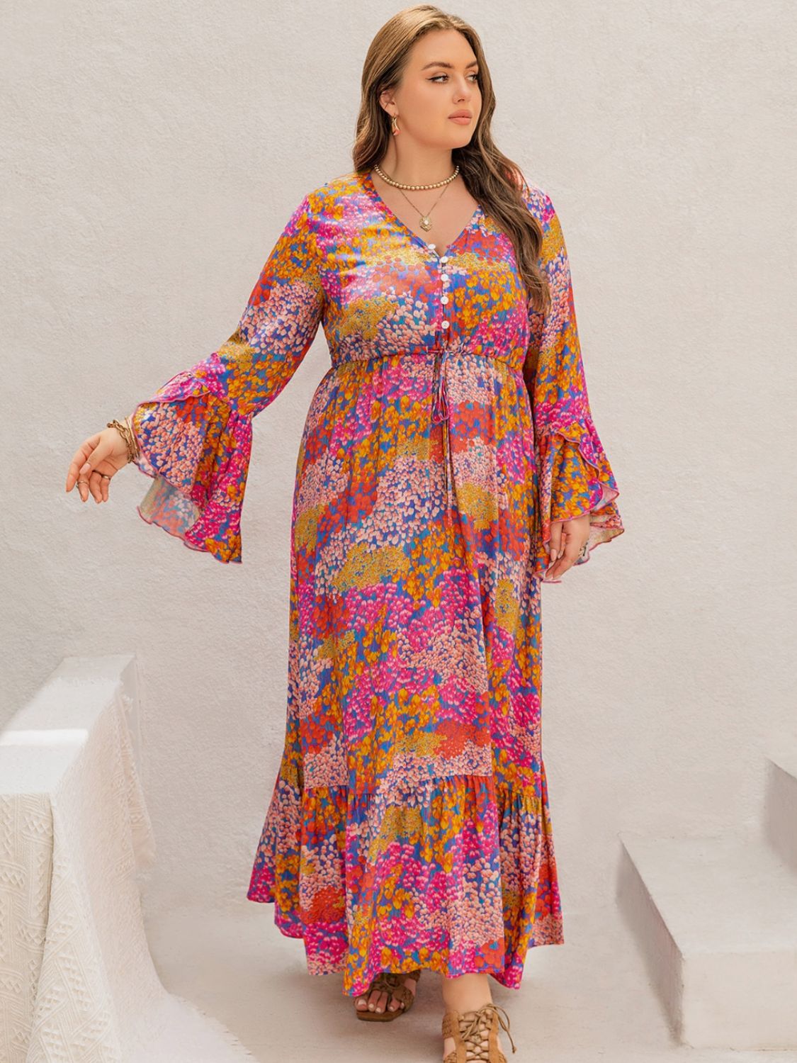Plus Size Printed V-Neck Long Sleeve Maxi Dress nt