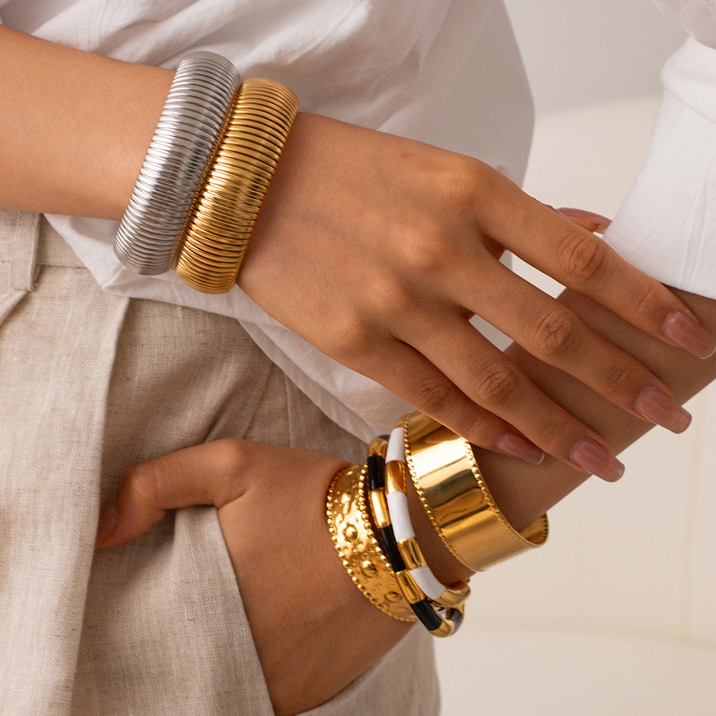 18K Gold-Plated Stainless Steel Bracelet - Studded Gold