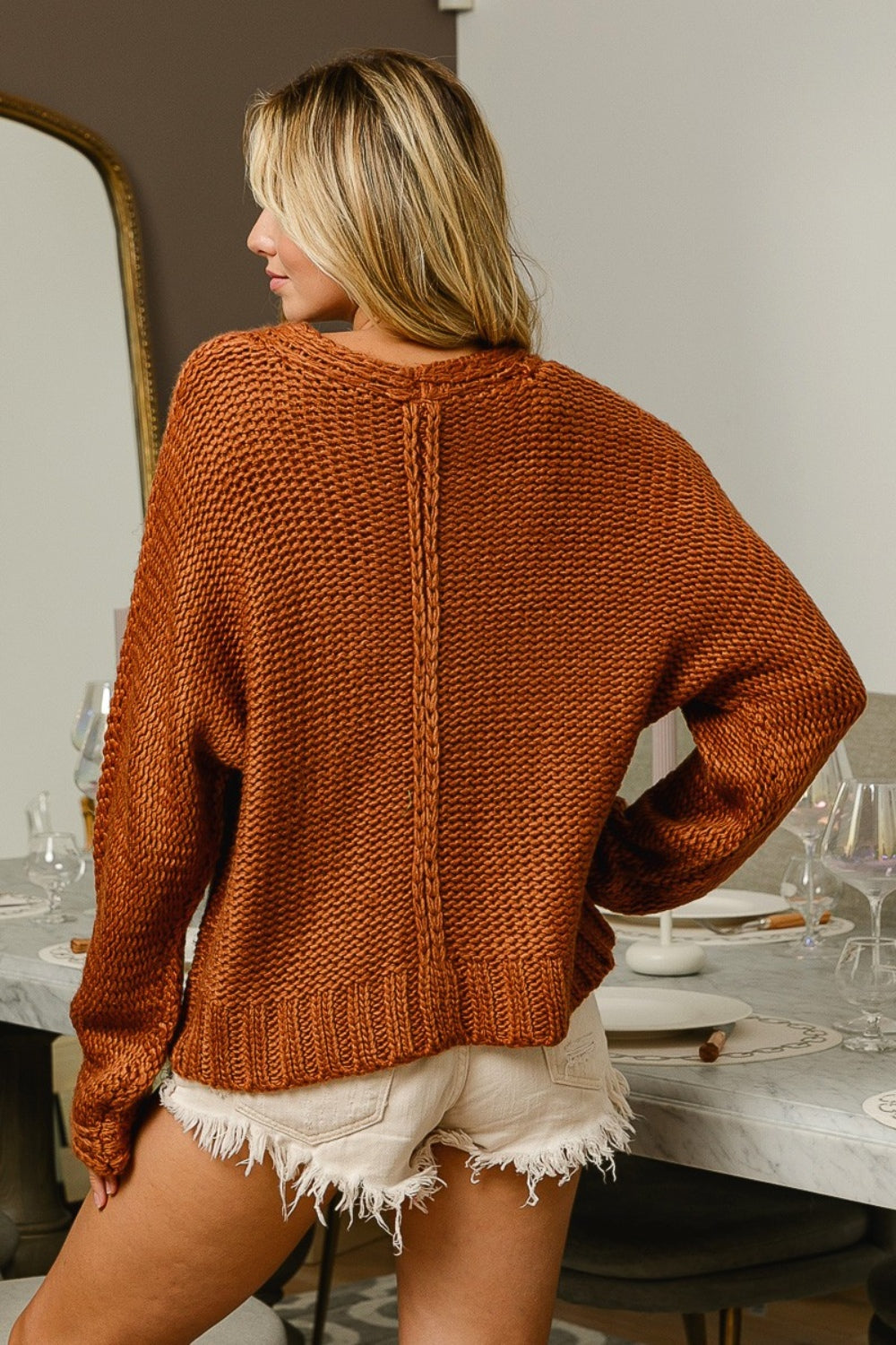 BiBi V-Neck Cable Knit Sweater tt