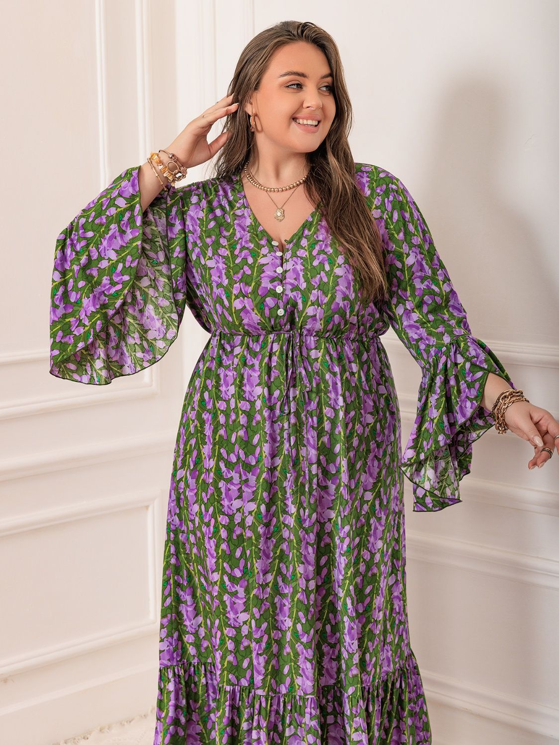 Plus Size Printed V-Neck Long Sleeve Maxi Dress nt