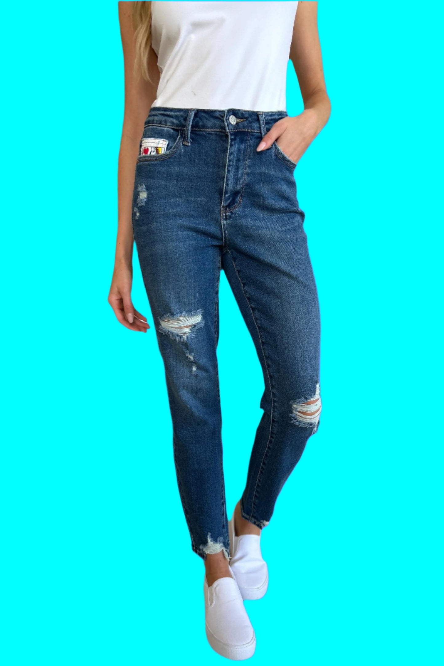 Judy Blue Full Size Queen Of Hearts Coin Pocket BF Jeans