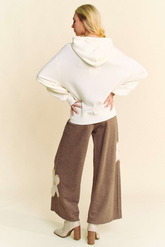 Davi & Dani Flower Patch Elastic Waist Wide Leg Pants tt