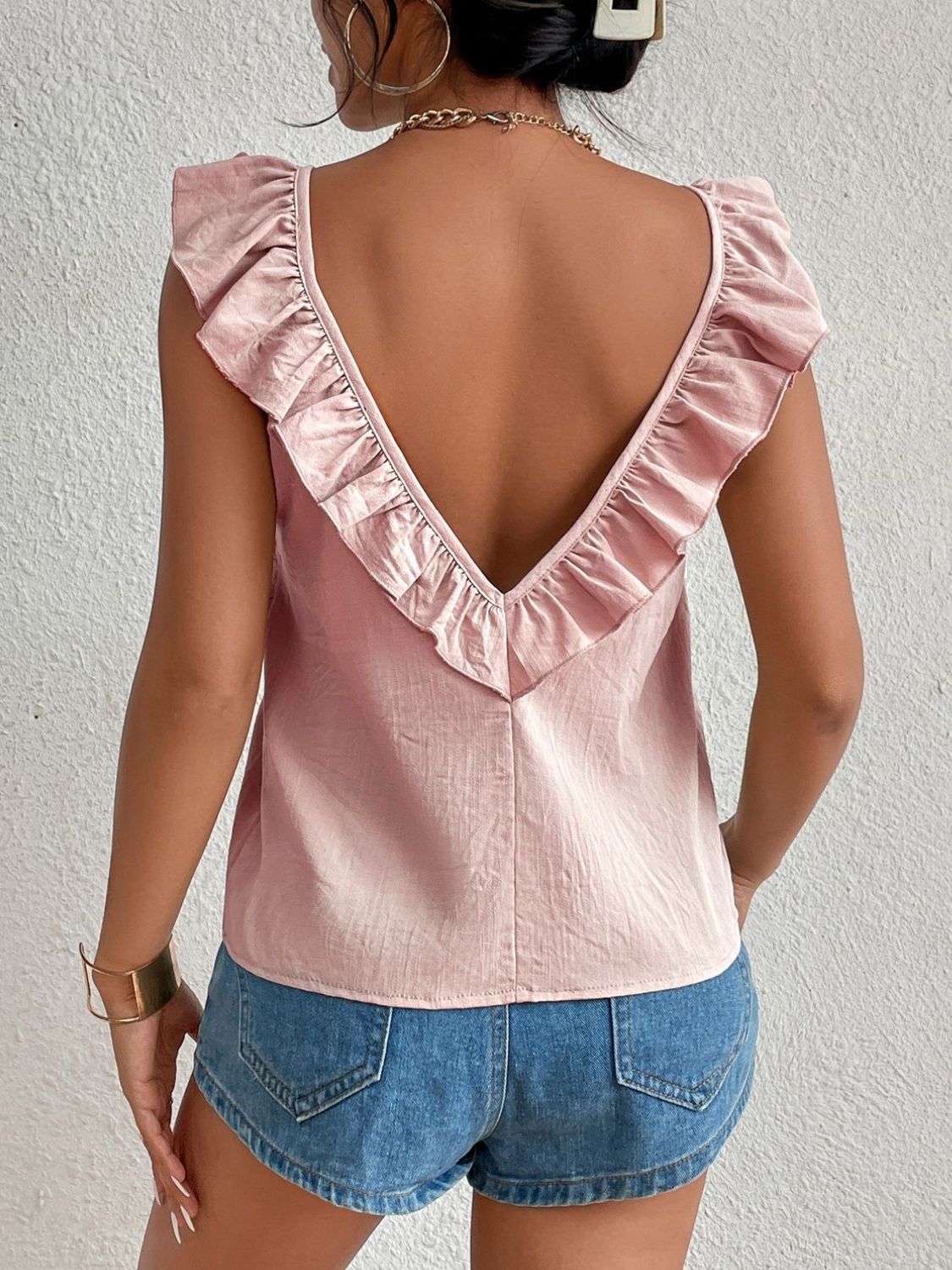 Backless Ruffled Scoop Neck Tank nt
