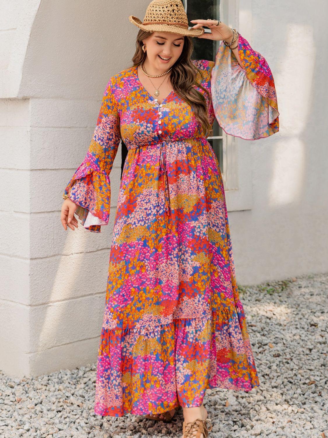 Plus Size Printed V-Neck Long Sleeve Maxi Dress nt