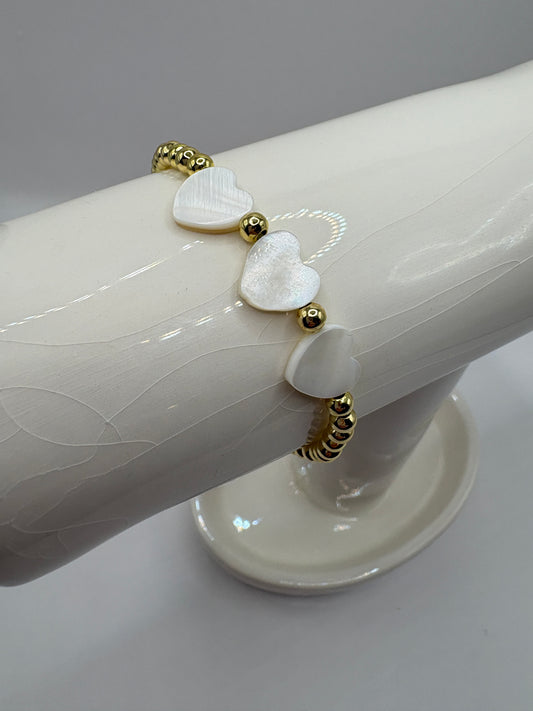 Triple White Hearts with Gold Bead Bracelet/jj/Code #12