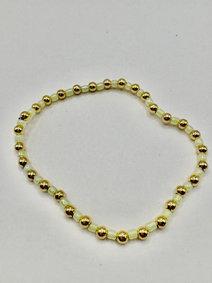 Green & Gold Beaded Stretch Bracelet/jj/Code #4